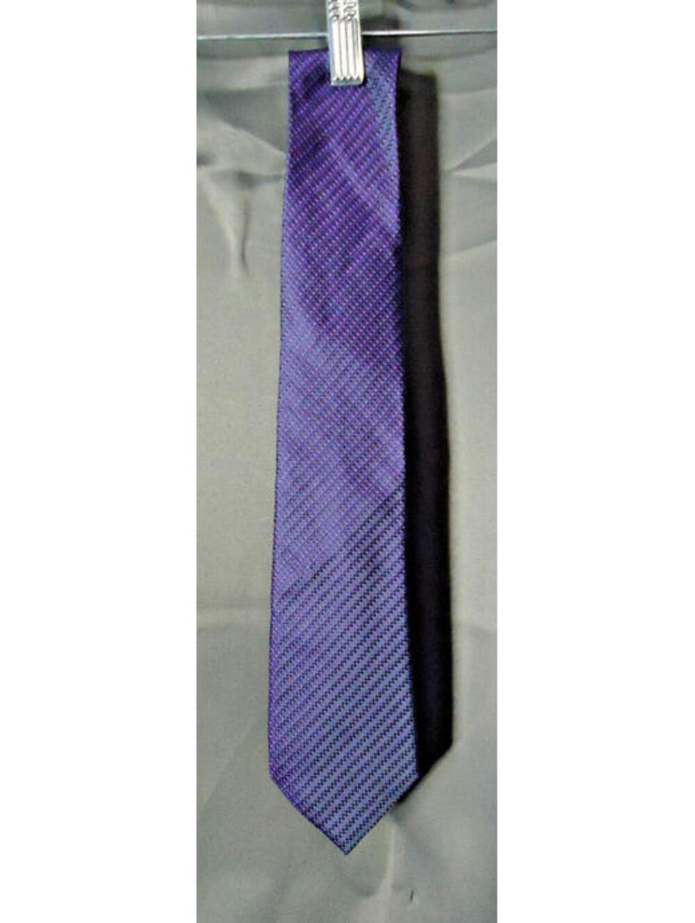 Kenneth Cole Reaction 100% Silk Skinny Tie Purple/Purple Stripe
